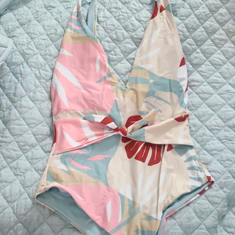 Amuse society swimsuit ADORABLE!!